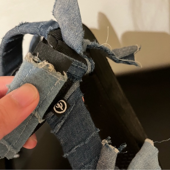 ARIZONA LOVE DENIM SANDALS US 6 - Picture 4 of 6